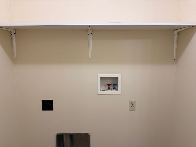 Building Photo - 3401 Legacy Run