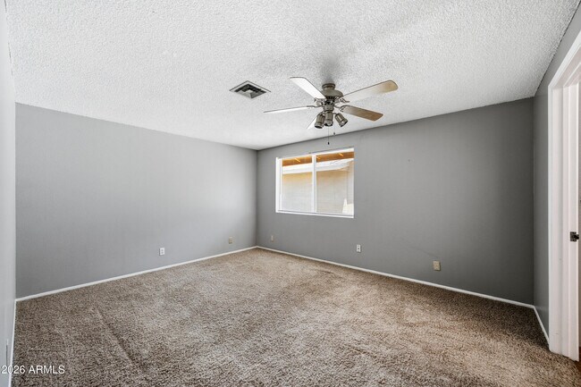 Building Photo - 3737 W Griswold Rd
