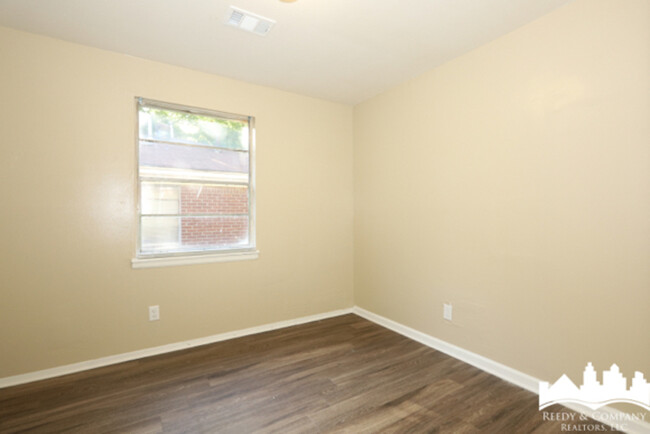 Building Photo - 2649 Whitman Ave