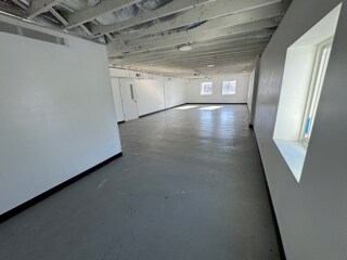 Building Photo - 5701 NW Radial Hwy