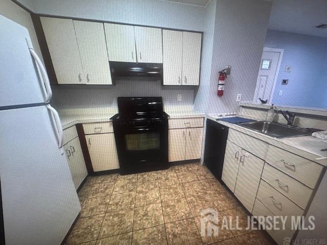 Building Photo - 389 Carhart Ct