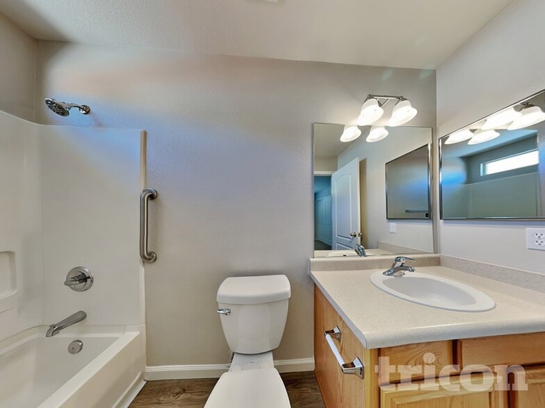 Building Photo - 18296 Lanceleaf Ct