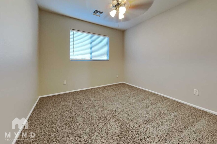 Building Photo - 28504 N Dolomite Ln