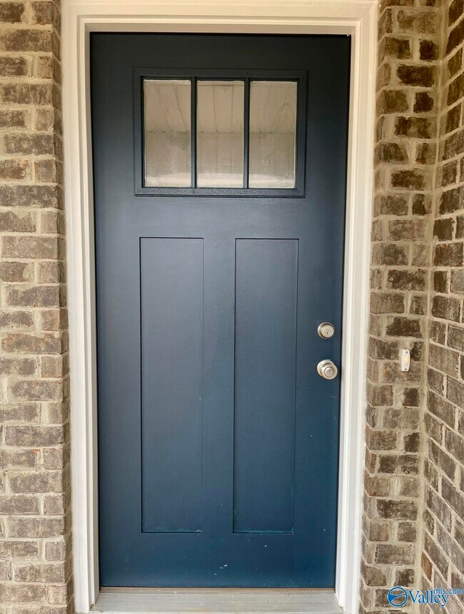Building Photo - 272 Abercorn Dr