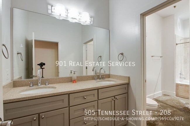 Building Photo - 505 Tennessee St