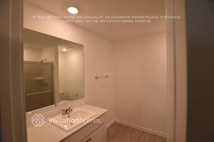 Building Photo - 5101 Hidden Treasure Ln