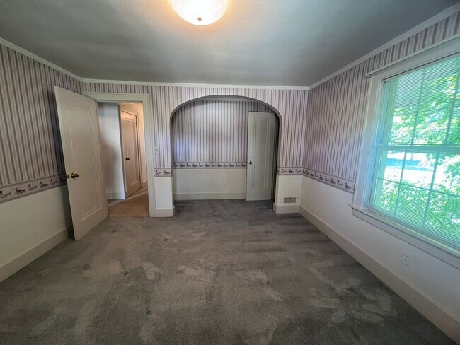 Building Photo - Spacious Four Bedroom Home in Byron Center!