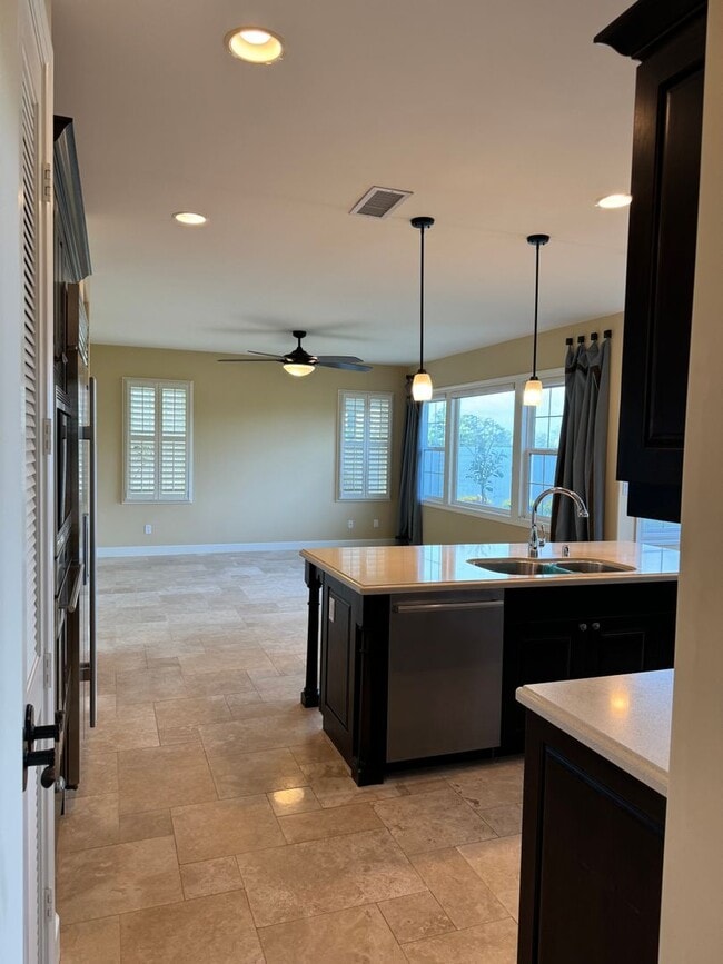 Building Photo - Ka Makana @ Hoakalei Golf Course front Upgraded Developer Model