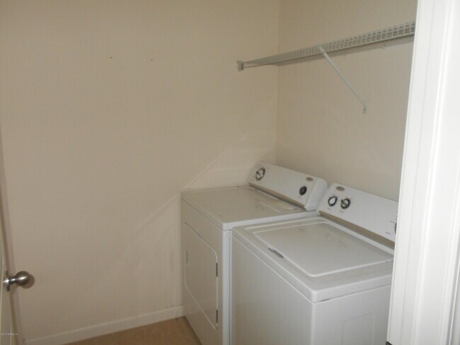 Building Photo - 13277 Ocean Mist Dr