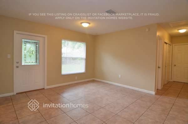 Building Photo - 220 Mary Ellen Ave