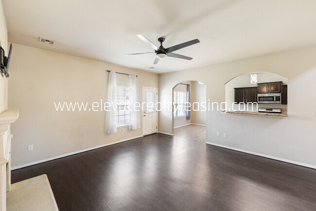 Building Photo - 2609 W Huntsville St