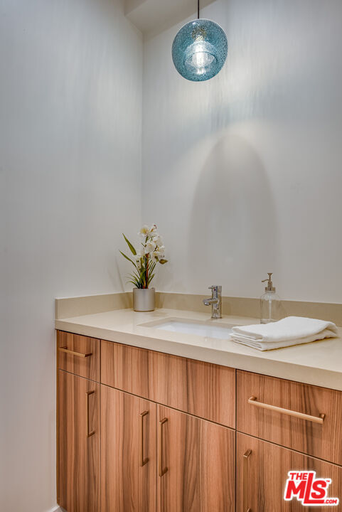 Building Photo - 13028 Calvert St