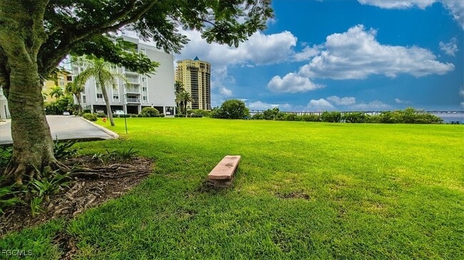 Building Photo - 2885 Palm Beach Blvd