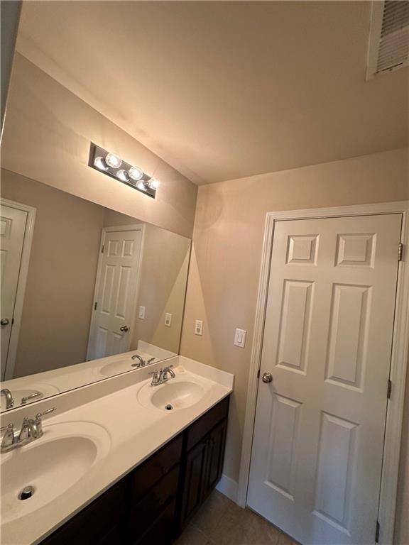 Building Photo - 815 Autry Oak Ct