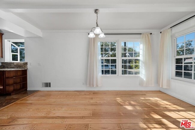 Building Photo - 6322 W 78th Pl