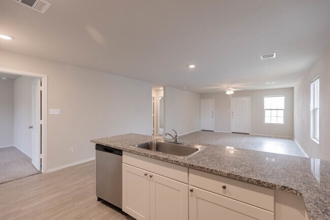 Building Photo - 10799 Giacconi Dr