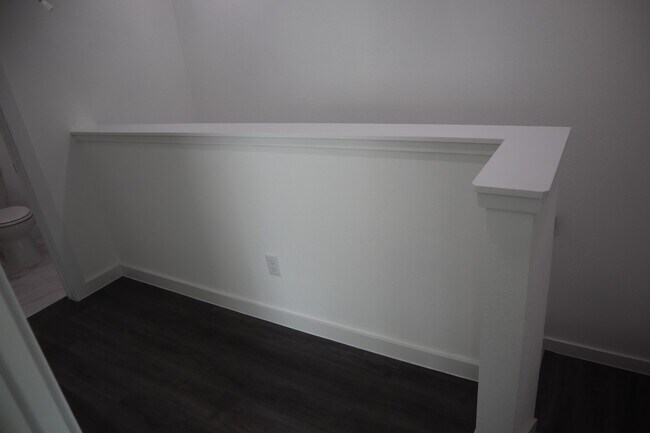 Building Photo - 6011 Wedgefield St