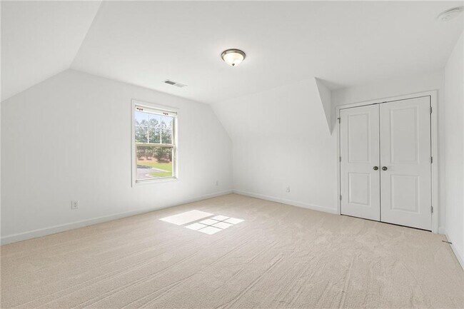 Building Photo - 325 Cranbrooke Cir