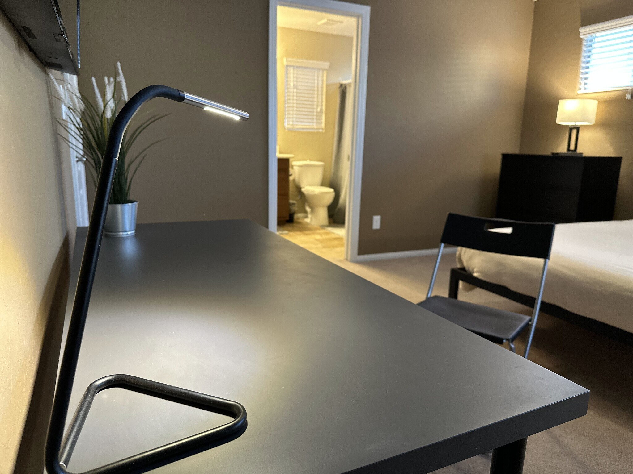 Building Photo - 7605 Finishing Touch Court