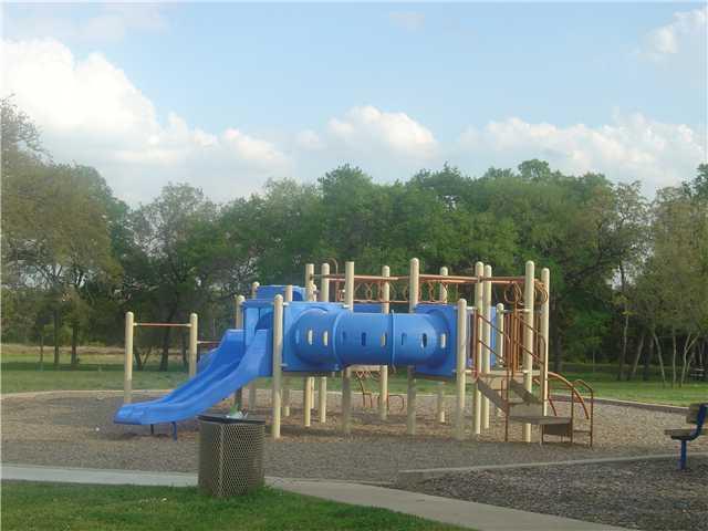Building Photo - 1202 Heritage Hill Cove