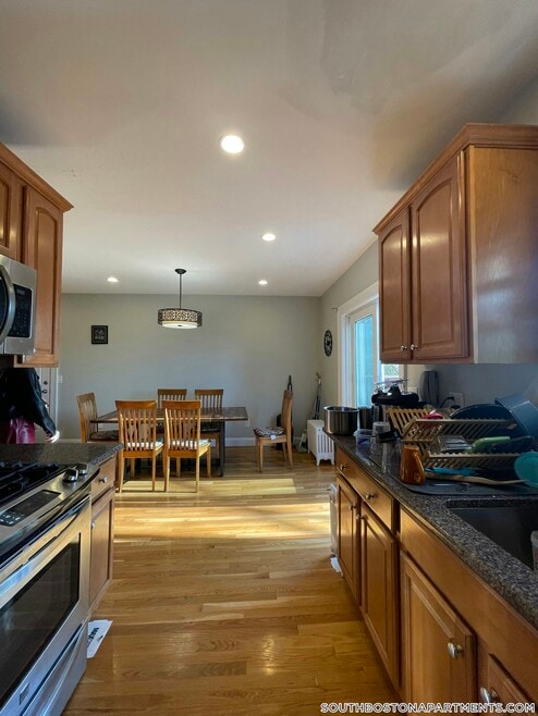 Building Photo - 45 Old Harbor St