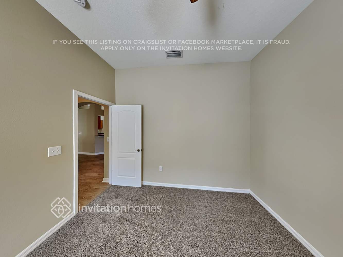 Building Photo - 453 Stone Briar Dr