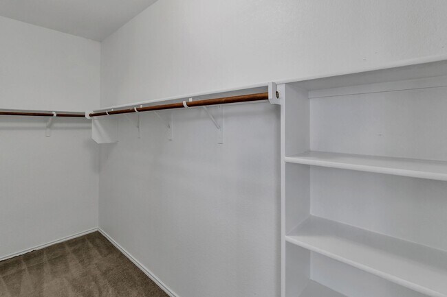 Building Photo - 5216 Cressler Ln