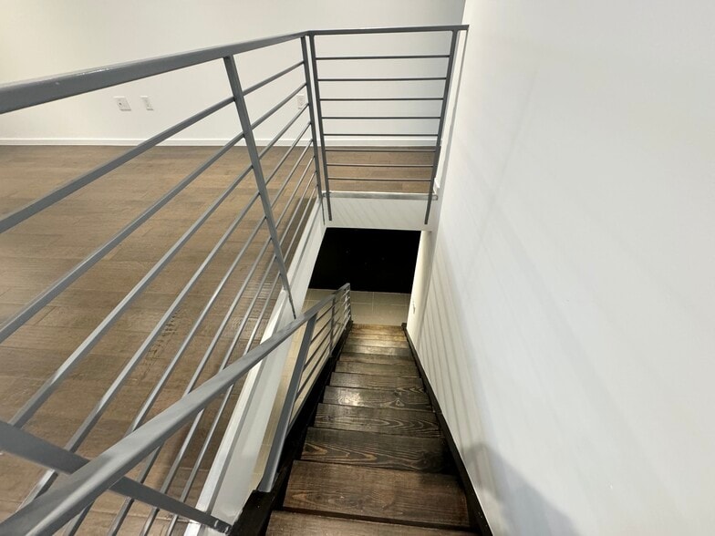 Building Photo - 1441 N 7th St