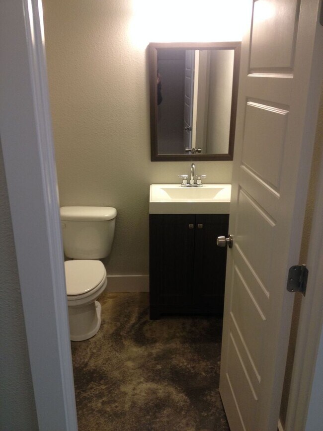 Building Photo - Wildwood 2