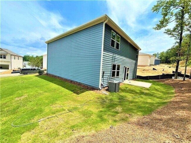Building Photo - 270 Rivulet Dr
