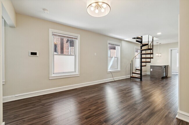 Building Photo - 1732 Spruce St