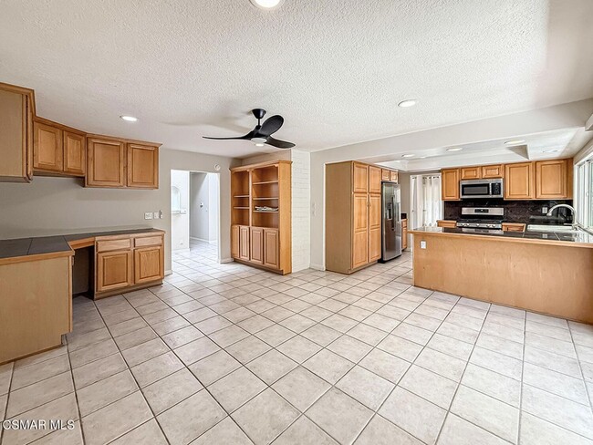 Building Photo - 1064 Barrow Ct