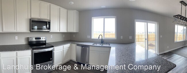 Building Photo - 3 br, 2.5 bath House - 10106 Luneth Dr