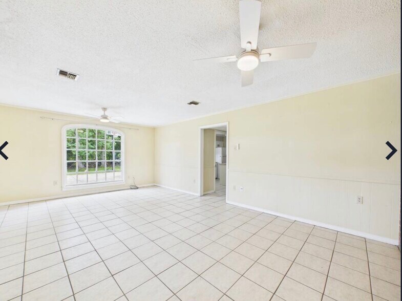 Building Photo - 107 Guillot Rd