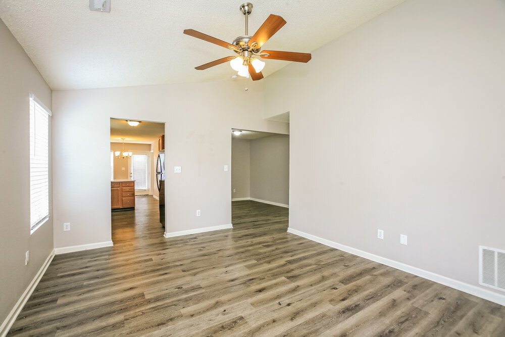 Building Photo - 5614 Sweet River Dr