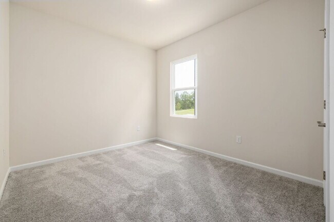 Building Photo - Available July 10! Spacious 4BR/2BA Ranch in North East Raleigh – Internet & Cable Included | Ope...