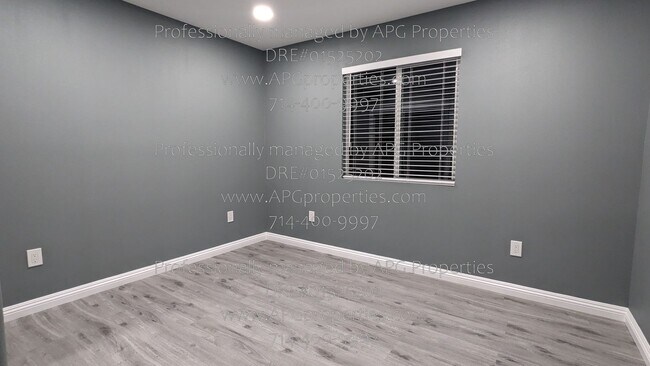 Building Photo - 7432 Franklin St