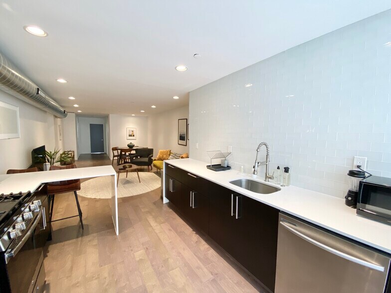 Building Photo - 1436 N 7th St