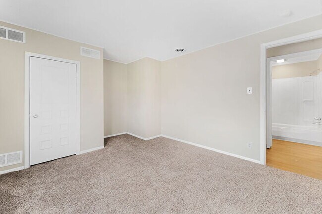 Building Photo - 2240 S Christine Ave