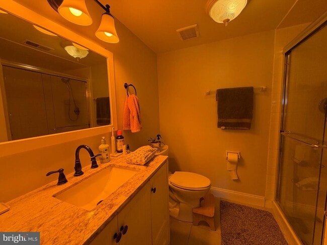 Building Photo - 403 Mountainview Dr