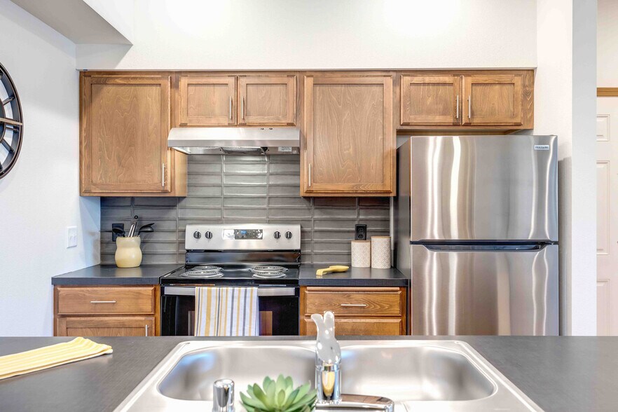 The Quarry 16609 E Desmet Ct Spokane Valley WA 99216 Apartment Finder