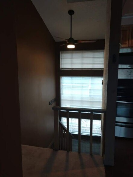 Building Photo - 6212 Tennis Ct