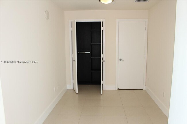 Building Photo - 888 Biscayne Blvd