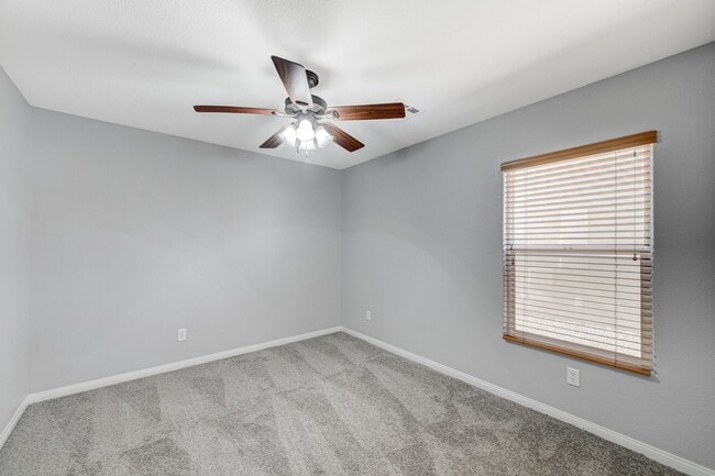 Building Photo - 5593 Markley Ave