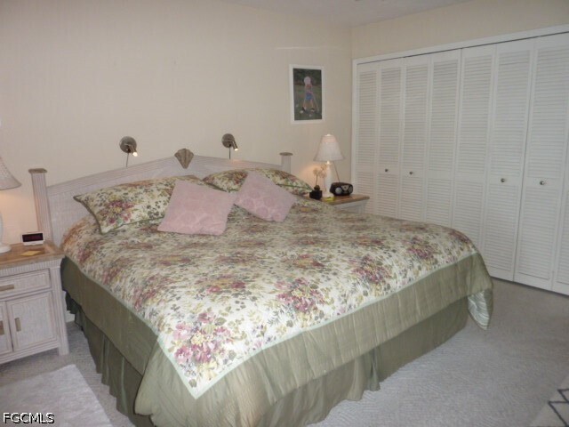 Building Photo - 4821 S Landings Dr