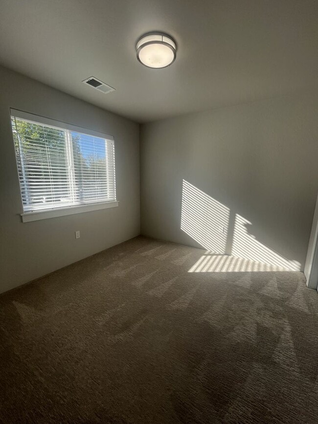 Building Photo - 1835-1837 Lillian St