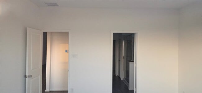 Building Photo - 21827 Black Tulip Ln