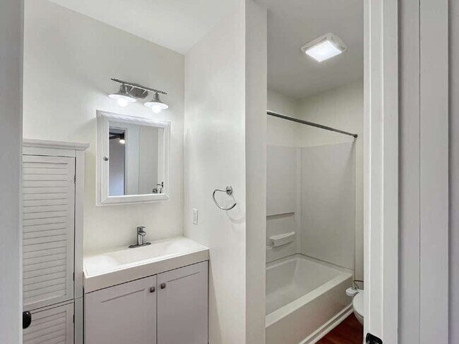 Building Photo - 1313 Whitaker St