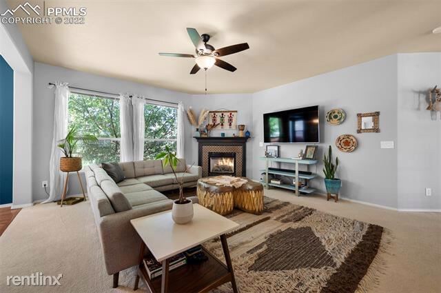 Building Photo - 12320 Grand Teton Dr