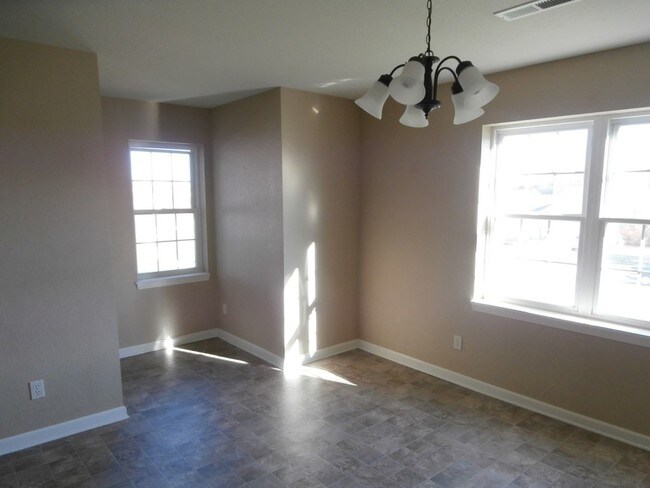 Interior Photo - 450 Quiet Meadow Dr